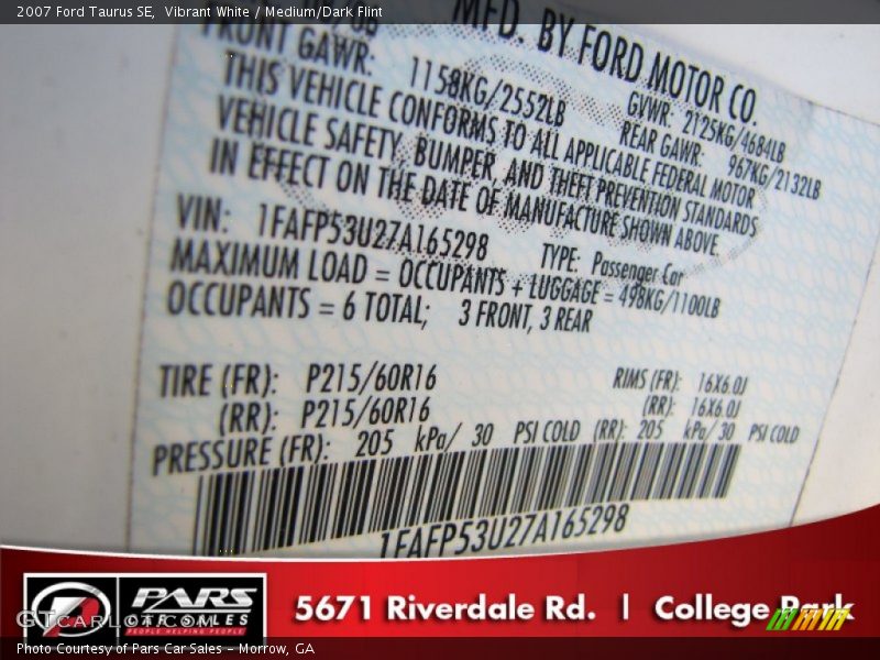 Vibrant White / Medium/Dark Flint 2007 Ford Taurus SE