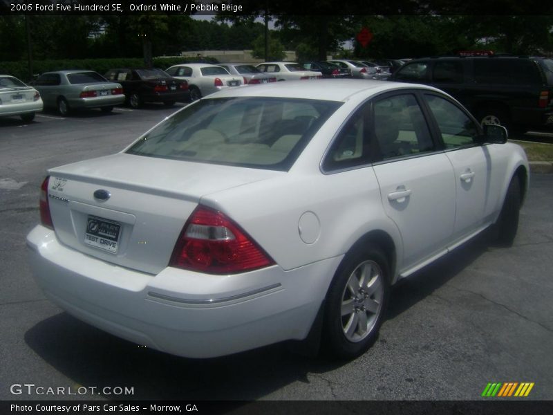 Oxford White / Pebble Beige 2006 Ford Five Hundred SE