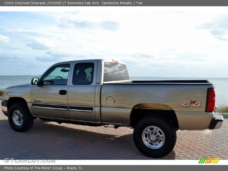 Sandstone Metallic / Tan 2004 Chevrolet Silverado 2500HD LT Extended Cab 4x4