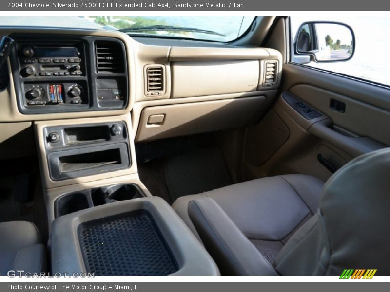 Sandstone Metallic / Tan 2004 Chevrolet Silverado 2500HD LT Extended Cab 4x4
