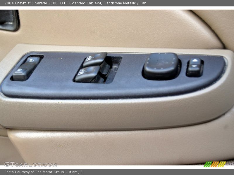 Sandstone Metallic / Tan 2004 Chevrolet Silverado 2500HD LT Extended Cab 4x4