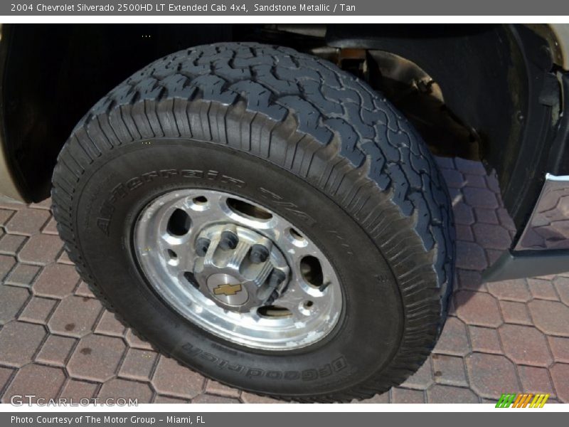 Sandstone Metallic / Tan 2004 Chevrolet Silverado 2500HD LT Extended Cab 4x4