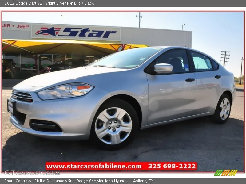 Bright Silver Metallic / Black 2013 Dodge Dart SE