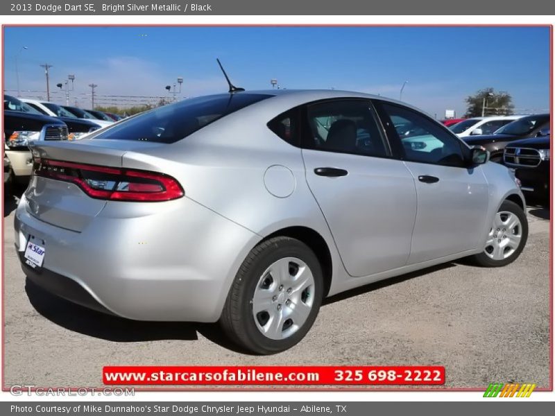 Bright Silver Metallic / Black 2013 Dodge Dart SE