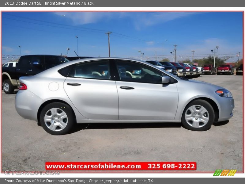 Bright Silver Metallic / Black 2013 Dodge Dart SE