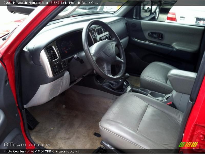 2001 Montero Sport 3.5XS 4x4 Gray Interior