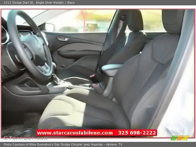 Bright Silver Metallic / Black 2013 Dodge Dart SE