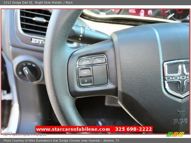 Bright Silver Metallic / Black 2013 Dodge Dart SE