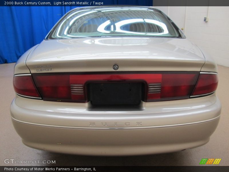 Light Sandrift Metallic / Taupe 2000 Buick Century Custom