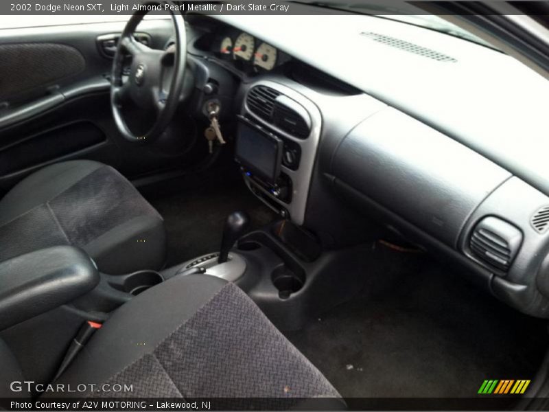 Light Almond Pearl Metallic / Dark Slate Gray 2002 Dodge Neon SXT