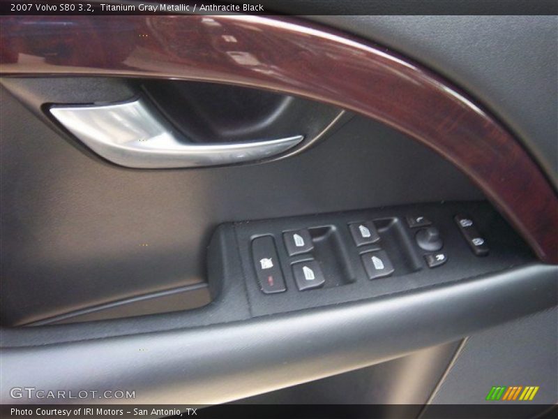 Titanium Gray Metallic / Anthracite Black 2007 Volvo S80 3.2