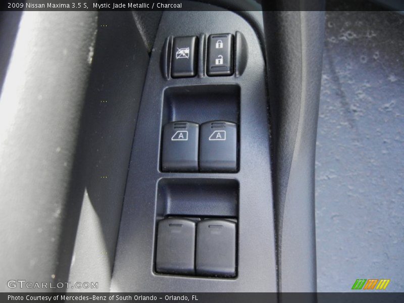 Mystic Jade Metallic / Charcoal 2009 Nissan Maxima 3.5 S