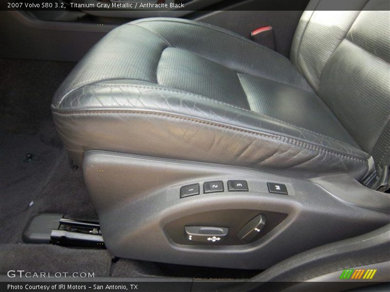 Titanium Gray Metallic / Anthracite Black 2007 Volvo S80 3.2
