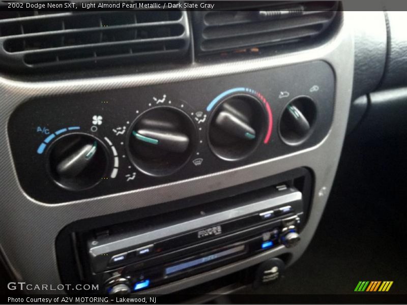 Controls of 2002 Neon SXT