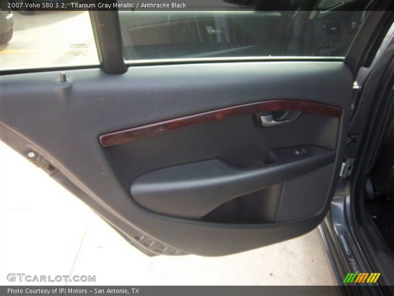 Titanium Gray Metallic / Anthracite Black 2007 Volvo S80 3.2