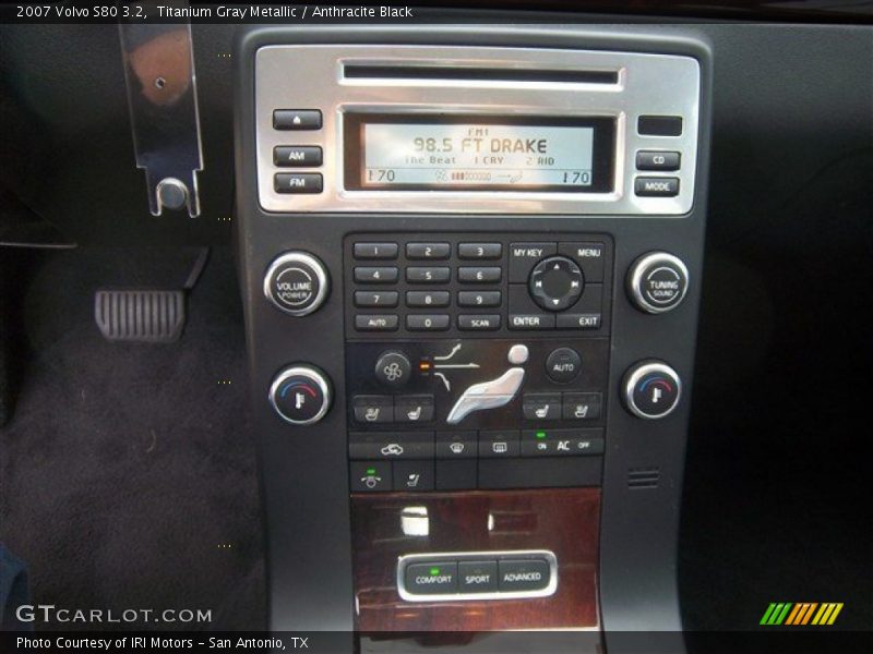 Titanium Gray Metallic / Anthracite Black 2007 Volvo S80 3.2