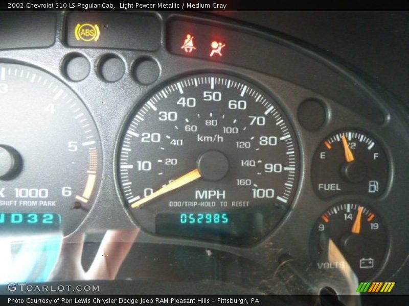 Light Pewter Metallic / Medium Gray 2002 Chevrolet S10 LS Regular Cab