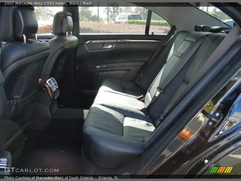 Black / Black 2007 Mercedes-Benz S 550 Sedan