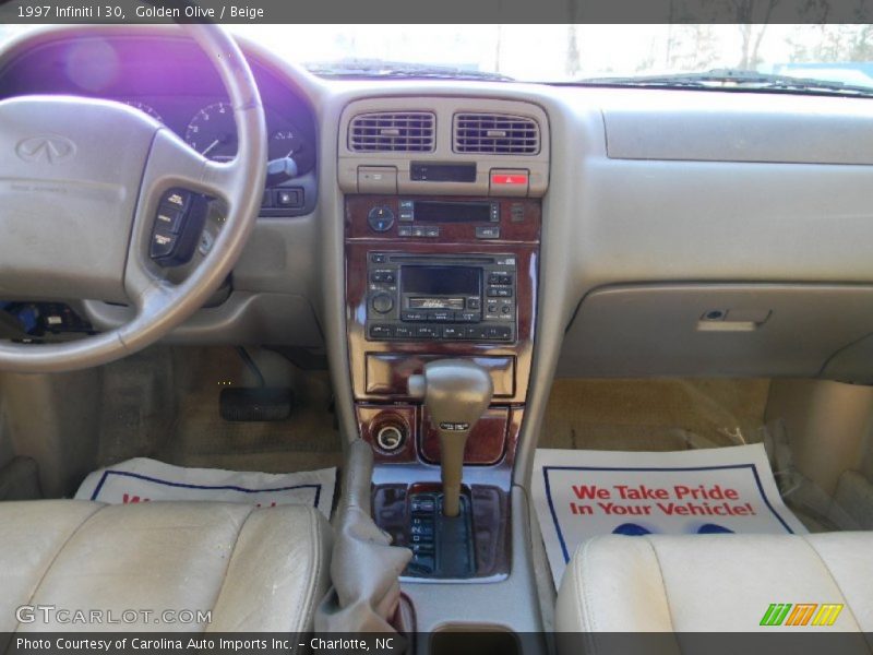 Golden Olive / Beige 1997 Infiniti I 30