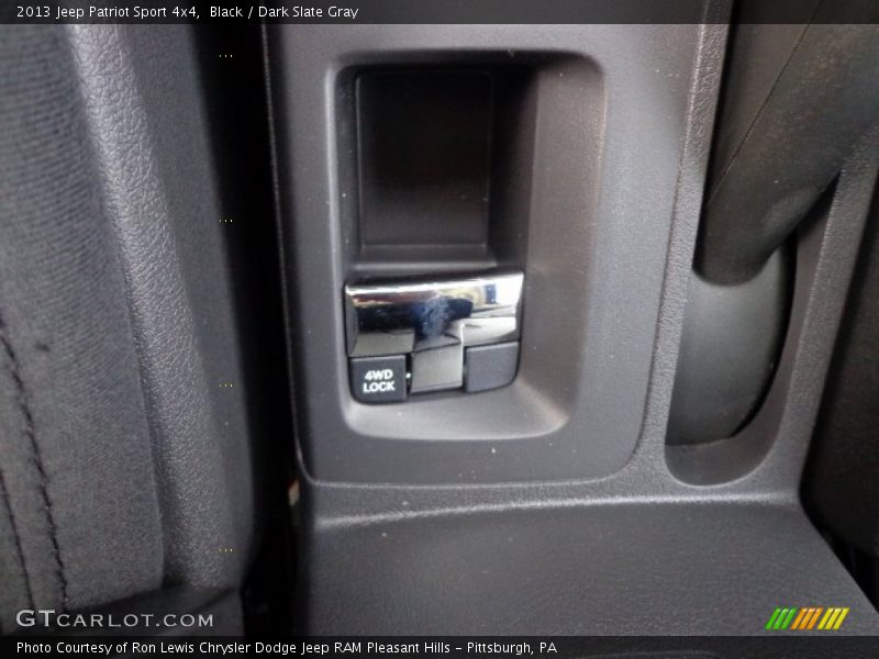 Black / Dark Slate Gray 2013 Jeep Patriot Sport 4x4