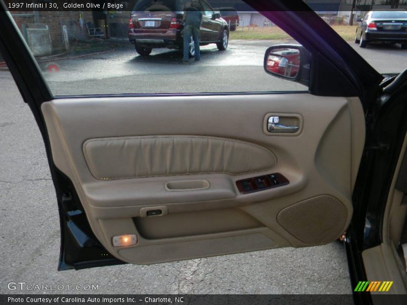 Golden Olive / Beige 1997 Infiniti I 30