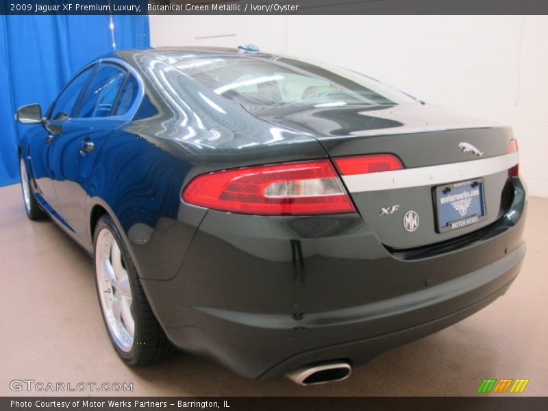Botanical Green Metallic / Ivory/Oyster 2009 Jaguar XF Premium Luxury