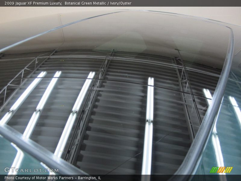 Botanical Green Metallic / Ivory/Oyster 2009 Jaguar XF Premium Luxury