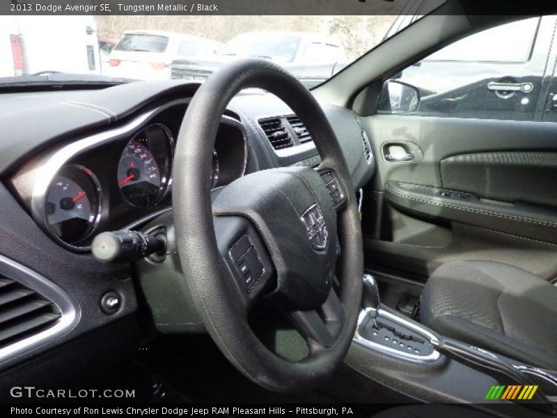 Tungsten Metallic / Black 2013 Dodge Avenger SE