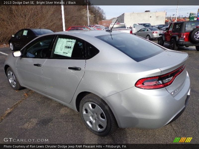 Bright Silver Metallic / Black 2013 Dodge Dart SE