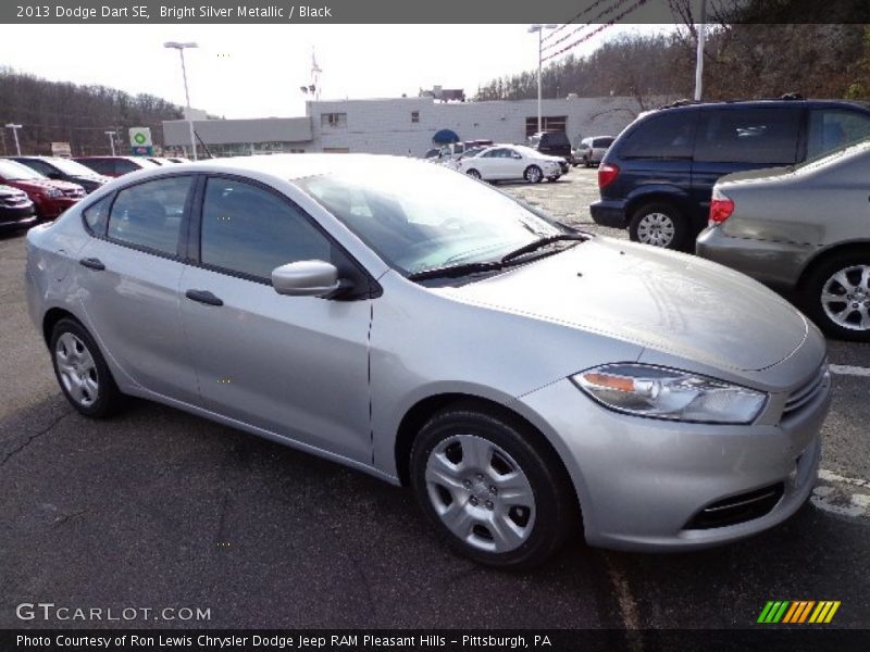Bright Silver Metallic / Black 2013 Dodge Dart SE