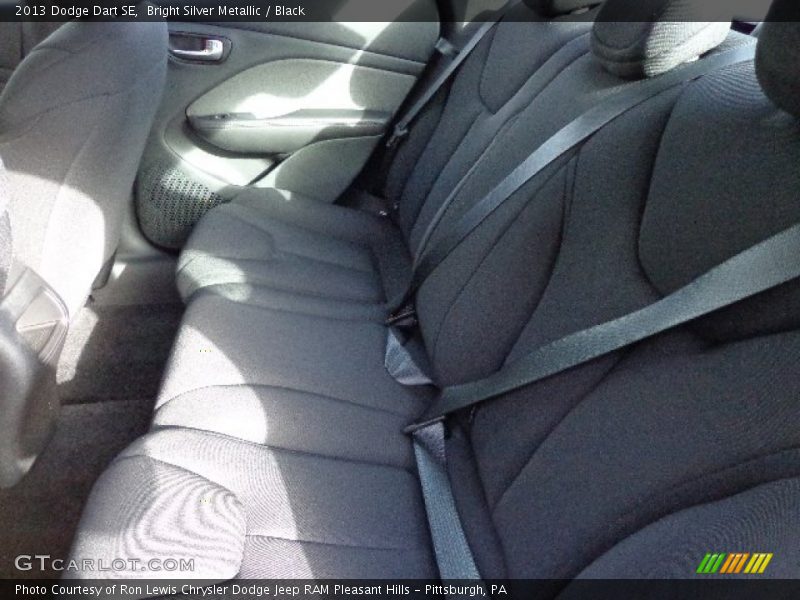 Bright Silver Metallic / Black 2013 Dodge Dart SE