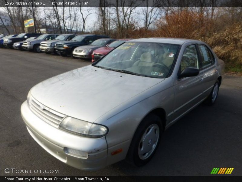 Platinum Metallic / Tan 1995 Nissan Altima XE