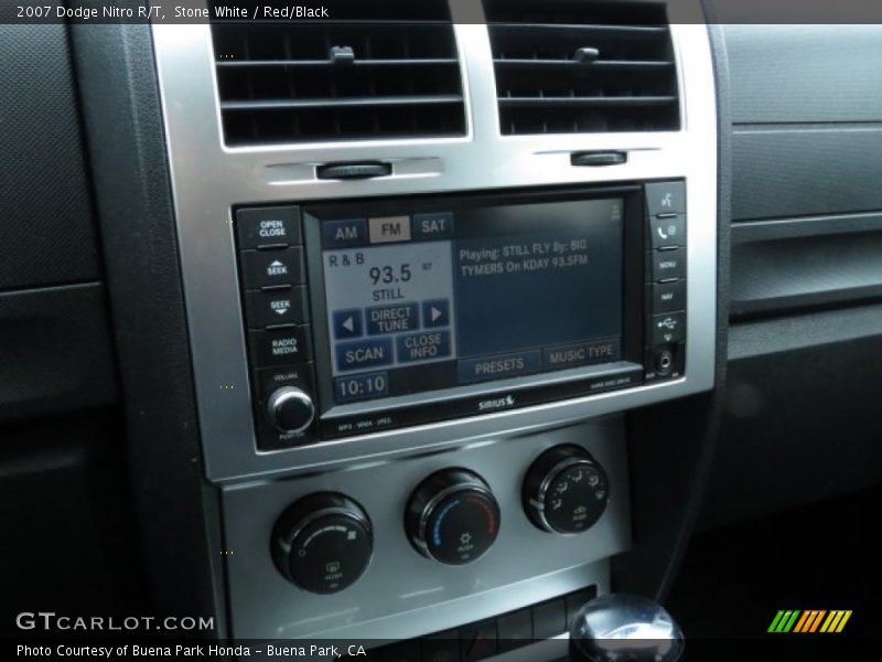 Stone White / Red/Black 2007 Dodge Nitro R/T