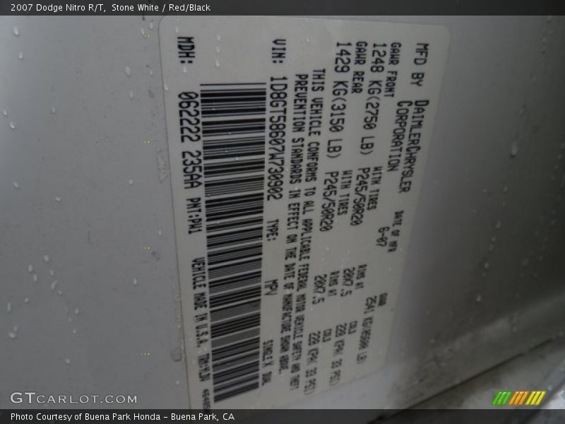 Stone White / Red/Black 2007 Dodge Nitro R/T