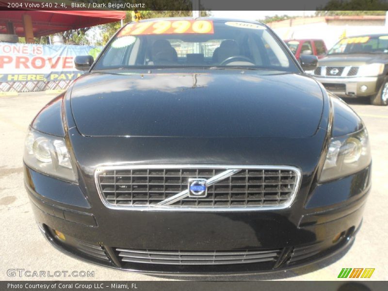 Black / Dark Beige/Quartz 2004 Volvo S40 2.4i
