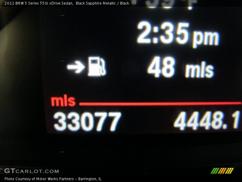 Black Sapphire Metallic / Black 2011 BMW 5 Series 550i xDrive Sedan