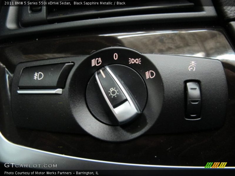 Controls of 2011 5 Series 550i xDrive Sedan