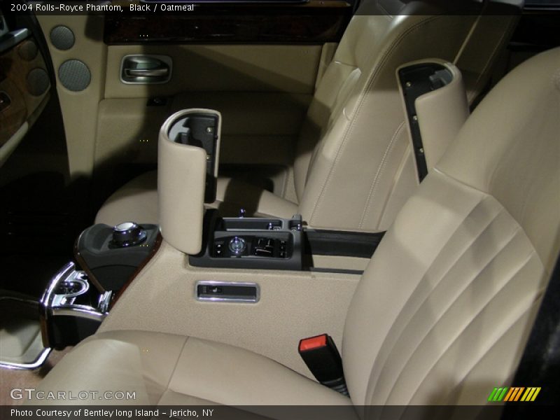 Black / Oatmeal 2004 Rolls-Royce Phantom