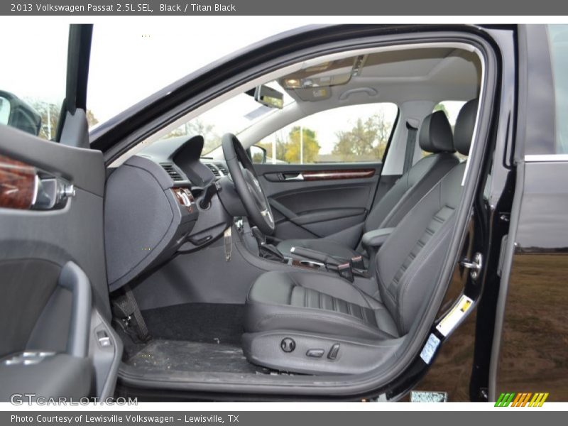 Black / Titan Black 2013 Volkswagen Passat 2.5L SEL