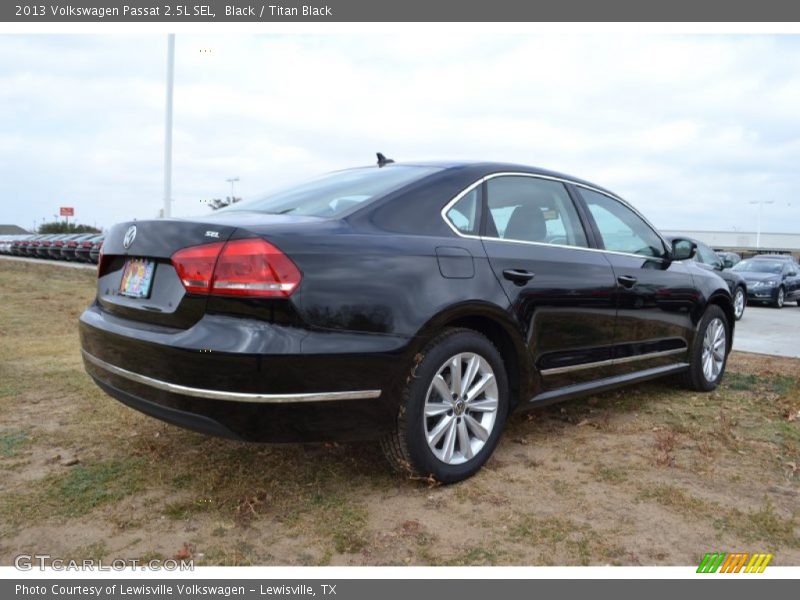 Black / Titan Black 2013 Volkswagen Passat 2.5L SEL
