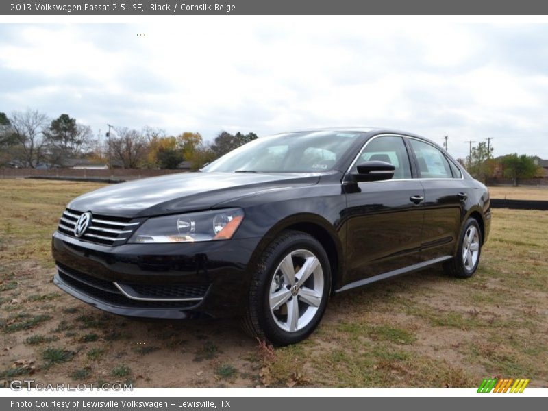Black / Cornsilk Beige 2013 Volkswagen Passat 2.5L SE