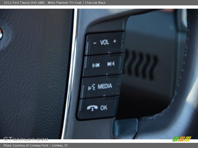 White Platinum Tri-Coat / Charcoal Black 2011 Ford Taurus SHO AWD