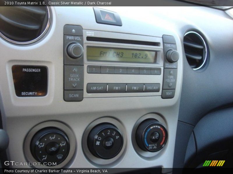 Classic Silver Metallic / Dark Charcoal 2010 Toyota Matrix 1.8