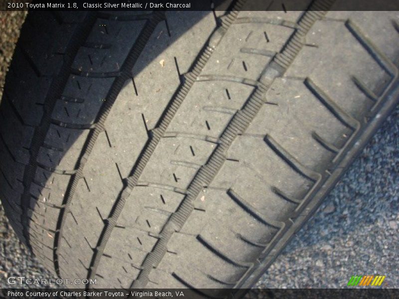 Classic Silver Metallic / Dark Charcoal 2010 Toyota Matrix 1.8