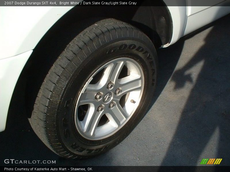 Bright White / Dark Slate Gray/Light Slate Gray 2007 Dodge Durango SXT 4x4