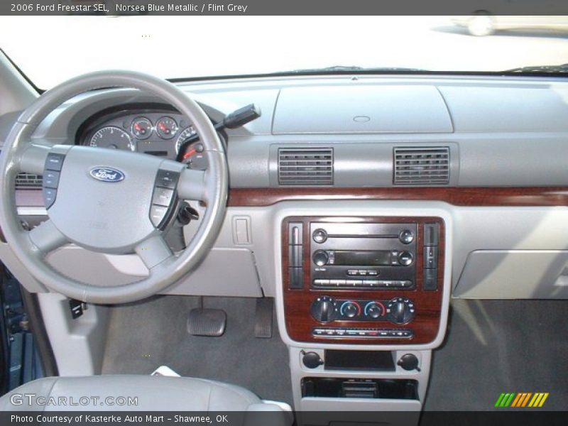 Norsea Blue Metallic / Flint Grey 2006 Ford Freestar SEL