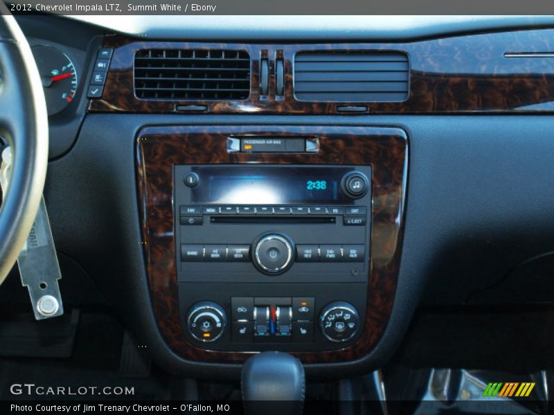 Summit White / Ebony 2012 Chevrolet Impala LTZ