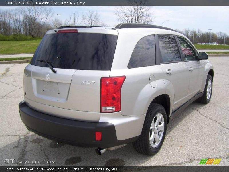Majestic Silver Metallic / Grey 2008 Suzuki XL7