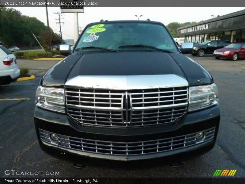 Black / Charcoal Black 2011 Lincoln Navigator 4x4