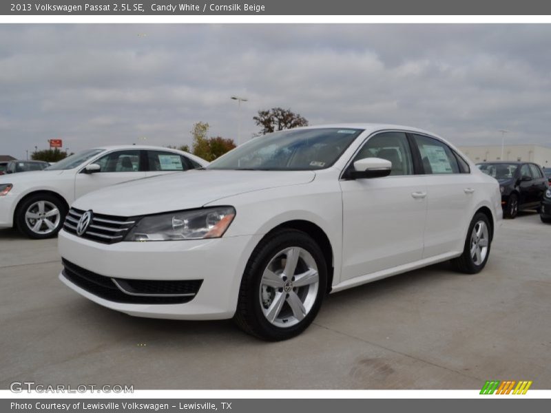 Candy White / Cornsilk Beige 2013 Volkswagen Passat 2.5L SE